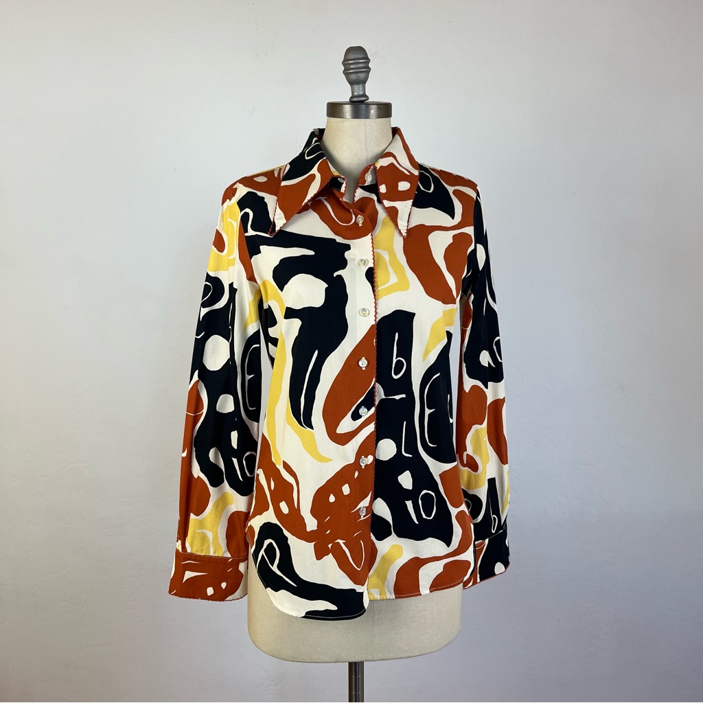 De Loreta Abstract Button Down